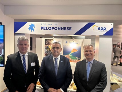 1Ekthesi gia ton politismo kai ta proionta ton ellinikon Perifereion stis Vryxelles 25062025 10