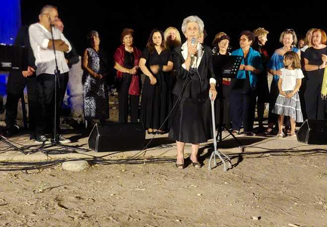 Αφιέρωμα στους Μικρασιάτες Πρόσφυγες - Τιμήθηκε η Πρόεδρος της Μικρασιατικής Στέγης Βασιλική Ευστρατιάδου