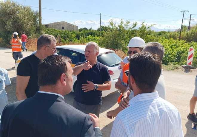 Συνάντηση του Περιφερειάρχη με τον Δήμαρχο Ευρώτα και αυτοψία στα έργα της νέας γέφυρας Σκάλας