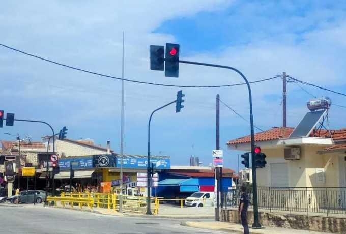 Φως στην Ασφάλεια | Σε Λειτουργία Νέοι Φωτεινοί Σηματοδότες στον Δήμο Βέλου-Βόχας