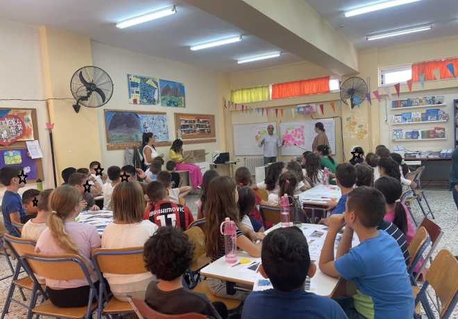 Ο Δήμος Κορινθίων συζητά με δασκάλους και μαθητές και ακούει τις ιδέες τους