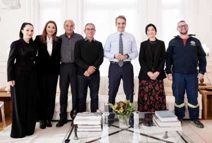 Συνάντηση του Πρωθυπουργού Κυριάκου Μητσοτάκη με εκπροσώπους εθελοντικών οργανώσεων με αφορμή τη Διεθνή Ημέρα Εθελοντισμού