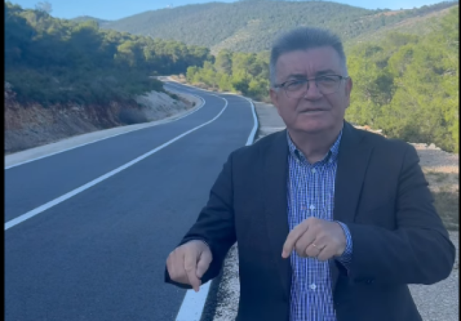 Σοφικό – Καλογερολίμανο: Παράδοση 2 χιλιομέτρων νέας ασφάλτου από τον Δήμαρχο Κορινθίων Νίκο Σταυρέλη