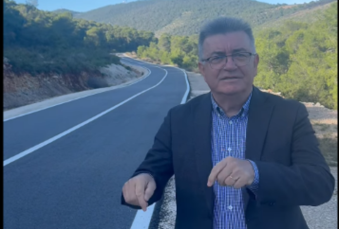 Σοφικό – Καλογερολίμανο: Παράδοση 2 χιλιομέτρων νέας ασφάλτου από τον Δήμαρχο Κορινθίων Νίκο Σταυρέλη