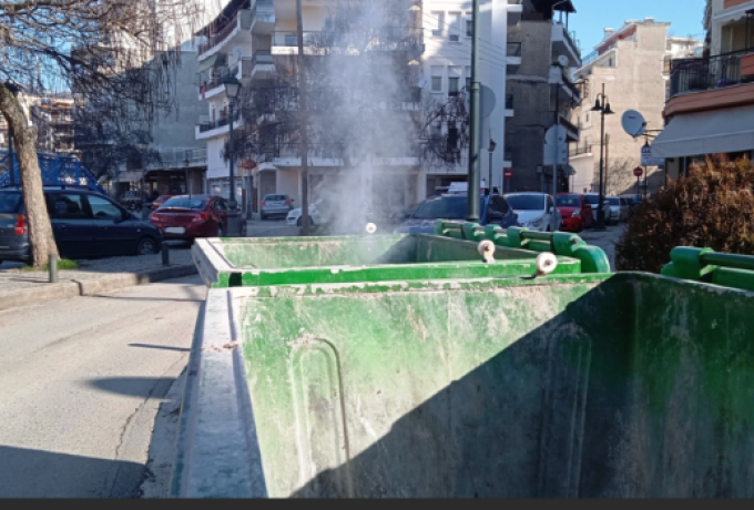 Προειδοποίηση από τον Δήμο Κορινθίων: Όχι στάχτη από σόμπες και τζάκια στους κάδους απορριμμάτων