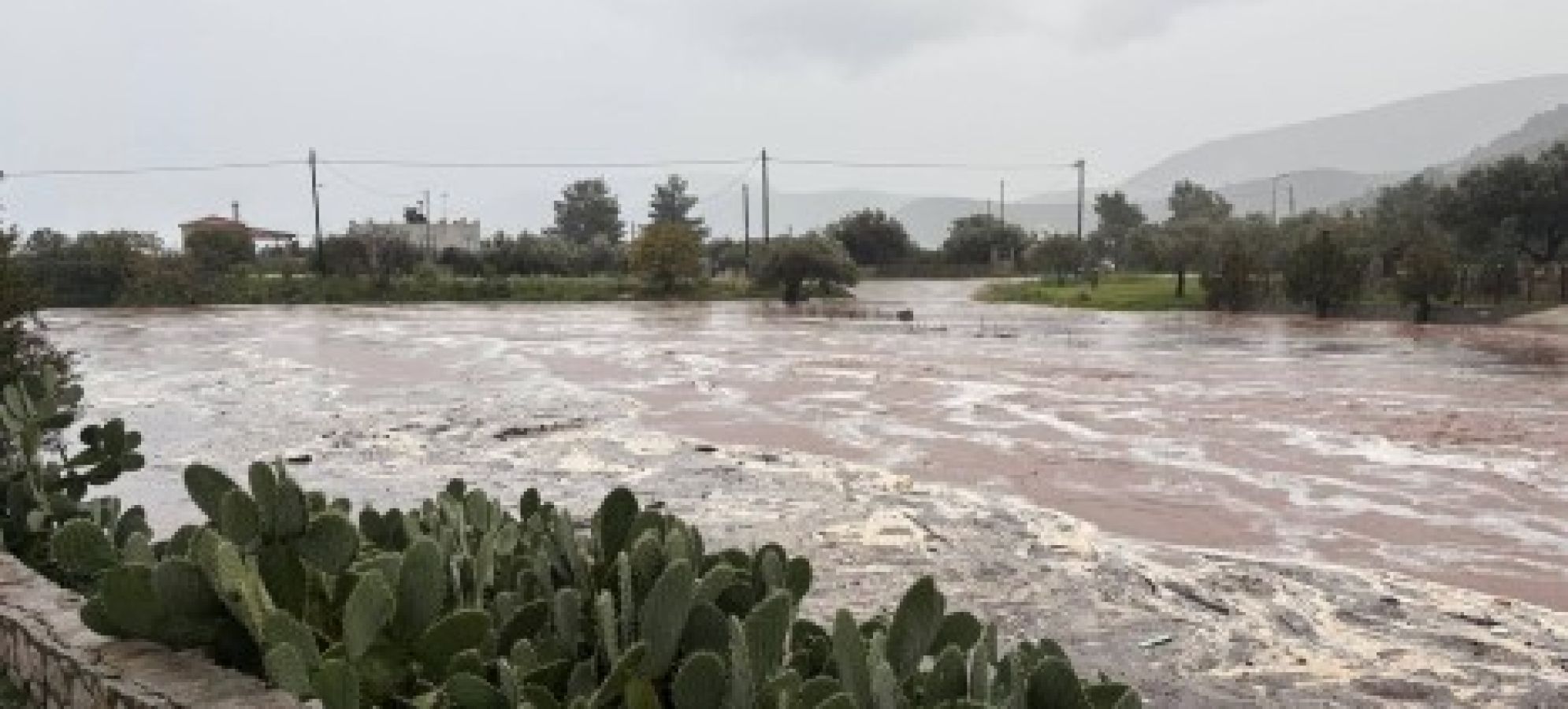 Κόρφος: Ο πρόεδρος Γιώργος Πίτσας  ζητά την κήρυξη της περιοχής σε κατάσταση έκτακτης ανάγκης [Βίντεο]