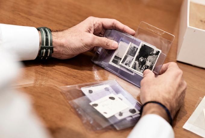 K. Μητσοτάκης: «Πολύτιμος θησαυρός για την ιστορική μνήμη οι φωτογραφίες των 200 της Καισαριανής»