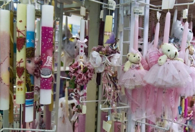 Εορταστικό ωράριο – Πάσχα: Πότε ξεκινά, ποια Κυριακή θα είναι ανοιχτά τα μαγαζιά.