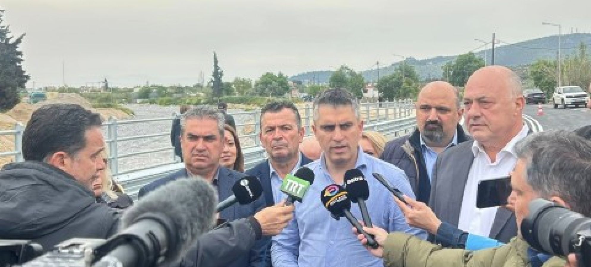 Παραδόθηκε στην κυκλοφορία η νέα γέφυρα στο Αλιγαρόρεμα στον Βόλο – Παρουσία του Υπουργού Υποδομών Χρίστου Δήμα