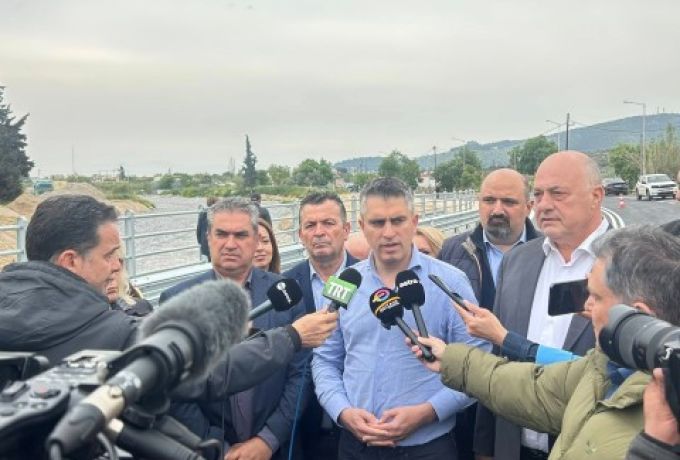 Παραδόθηκε στην κυκλοφορία η νέα γέφυρα στο Αλιγαρόρεμα στον Βόλο – Παρουσία του Υπουργού Υποδομών Χρίστου Δήμα