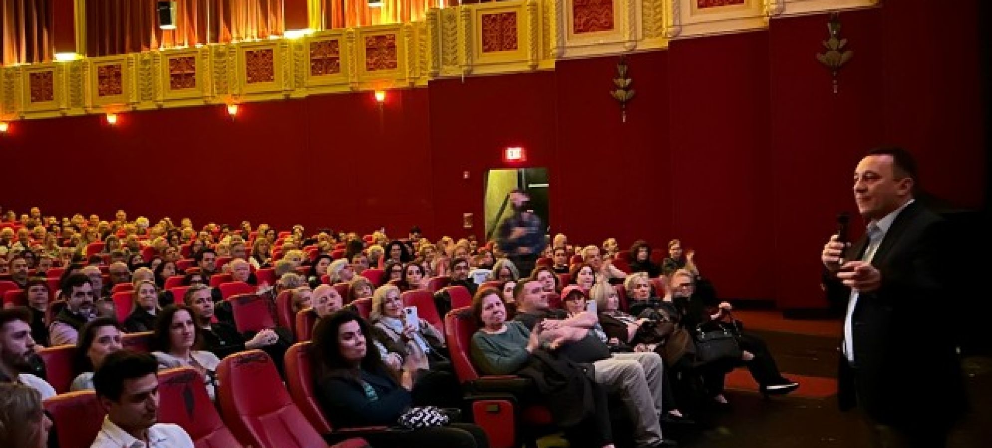 Σικάγο: Θερμή υποδοχή για την ταινία «Καποδίστριας» – Παρουσία του υφυπουργού Παιδείας Κώστα Βλάση