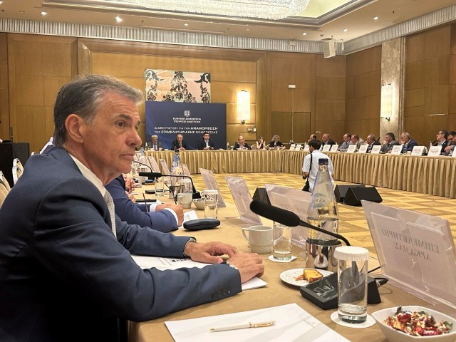Παναγιώτης Λουζιώτης: Συμμετοχή στη συνάντηση του Υπουργείου Ανάπτυξης για τη νέα Επιμελητηριακή Νομοθεσία