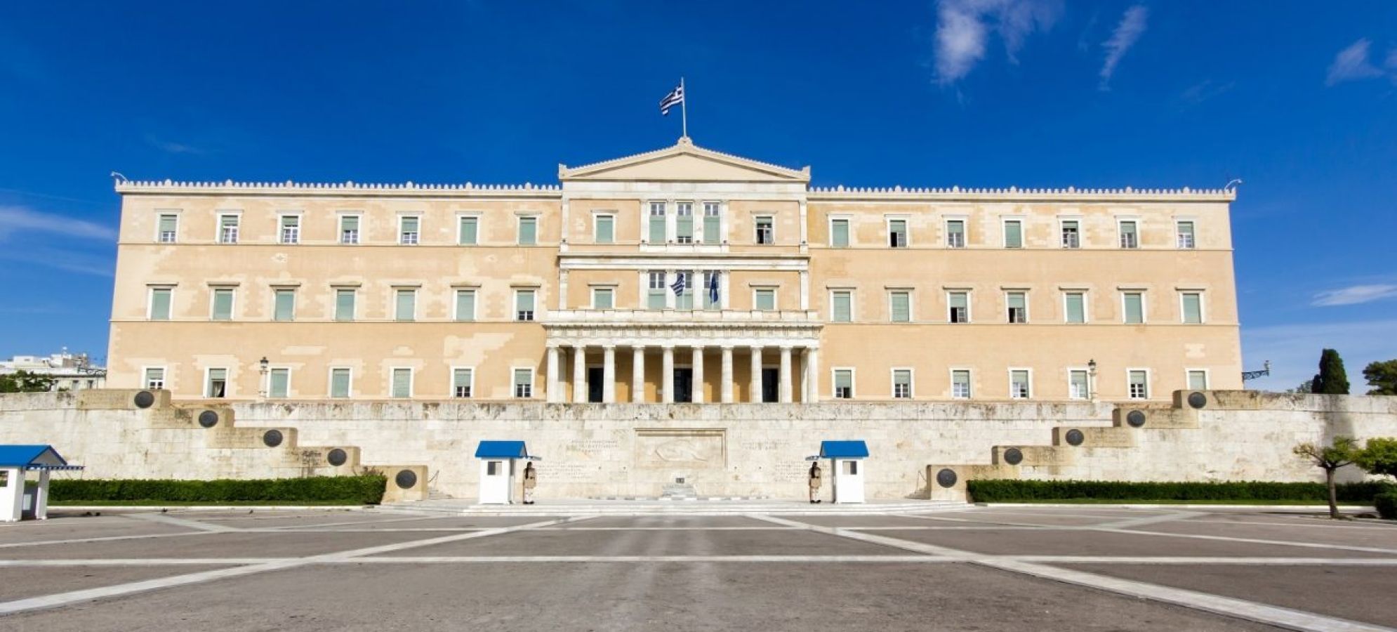 Τηλεφώνημα για βόμβα στη Βουλή – Έλεγχος από το ΤΕΕΜ