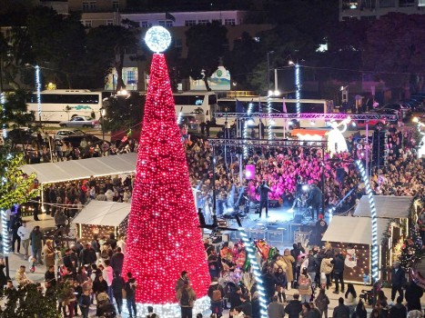 CHRISYTMA MOOD KORIN