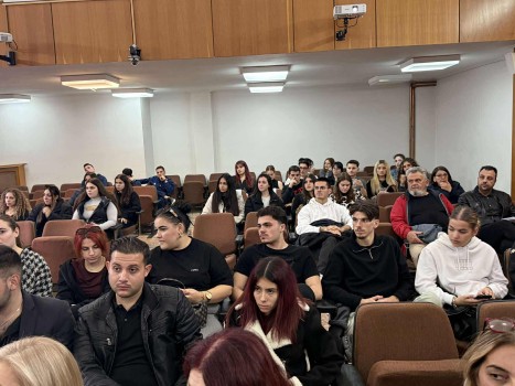 EPEIMELEITIRIO FOITITES5