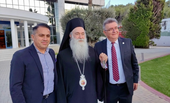 Λαμπρό επίσημο γεύμα στο Korinthian Palace προς τιμήν του νέου Μητροπολίτη Κορινθίων κ. Παύλου