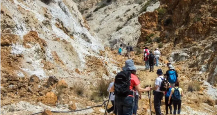 Σουσάκι: Το ηφαίστειο μόλις 65 χλμ. από την Αθήνα, που είναι και σήμερα δραστήριο!