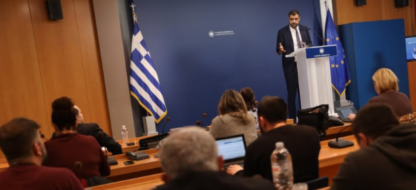 Ο Παύλος Μαρινάκης για την πολιτική επικαιρότητα .