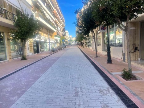Συνεχίζεται το Open Mall Λουτρακίου – Νέα φάση εργασιών και διασφαλισμένη χρηματοδότηση