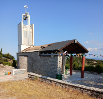 Βανδαλισμός στον Ιερό Ναό Παναγίας Ωραίας στο Αγγελόκαστρο – Ξηλώθηκε σχεδόν ολόκληρη η σκεπή