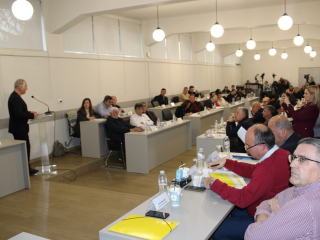 erasadimitrisptoxos1