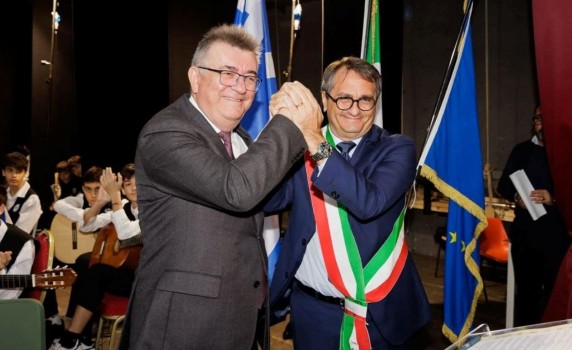 Αδελφοποίηση Κορίνθου – Γκαλατίνα: Μια νέα γέφυρα φιλίας και εξωστρέφειας