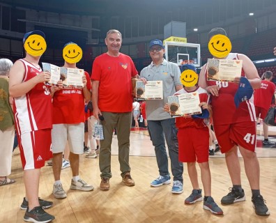 Η ομάδα  Τζάμπολ Αγάπης Κορίνθου συμμετείχε στην τελετή λήξης του Τζάμπολ Αγάπης στο ΣΕΦ