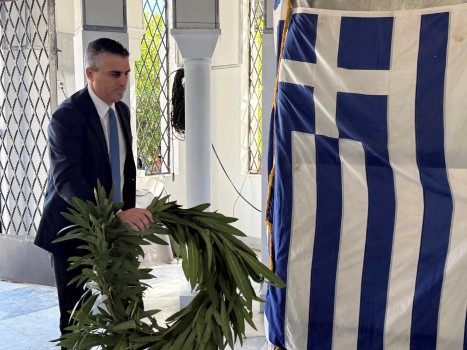 Ηρωισμός και μνήμη: Ο Υπουργός Χρίστος Δήμας στην Κόρινθο για την 28η Οκτωβρίου