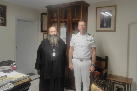 Εθιμοτυπική επίσκεψη του νέου Λιμενάρχου Λ/Χ Κορίνθου, Πλοιάρχου κ. Ιωάννη Καραντζιούνη στην Ι. Μητρόπολη Κορίνθου