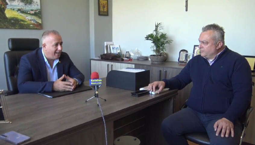 Επίσκεψη του Θάνου Δούρου στον Δήμαρχο Βέλου Βόχας , Θανάση Μανάβη