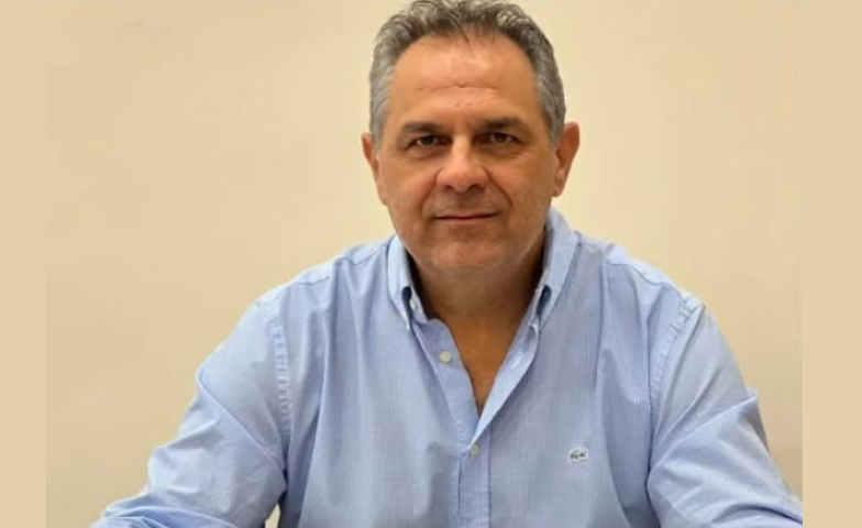 Σε ποιον απευθύνουν το  «κάλλιο αργά παρά ποτέ» η "Επόμενη Μέρα" και ο Δημήτρης Πιστεύος; 