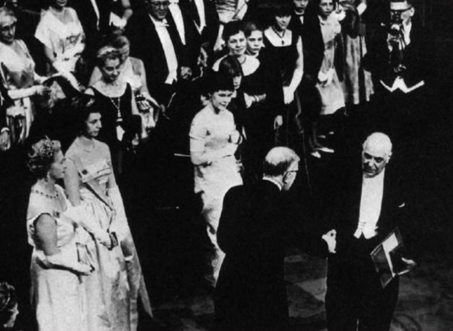 ﻿Σαν Σήμερα | 1963 Η Σουηδική Ακαδημία τιμά τον Γιώργο Σεφέρη με το Νόμπελ Λογοτεχνίας