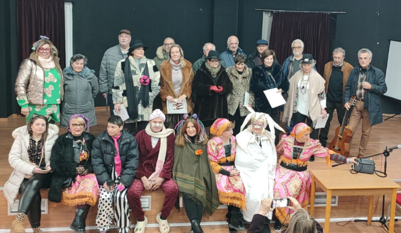Με μεγάλη επιτυχία για τρίτη συνεχόμενη χρονιά το " Ελεύθερο Καρναβάλι" στην Περαχώρα...όπως παλιά! 