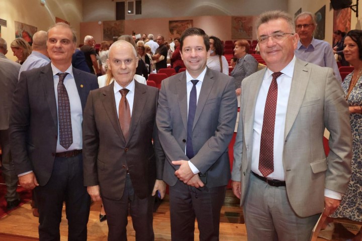  Δημοτικό Ελεύθερο Ανοιχτό Πανεπιστήμιο μια Ιδέα που πήρε "σάρκα και οστά "