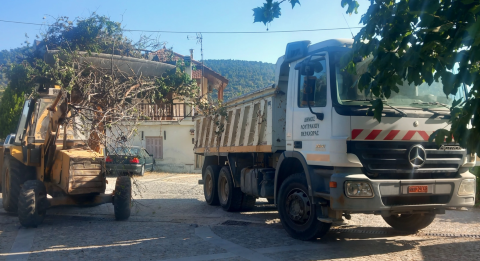 Επίσκεψη Αντιδημάρχου Καθαριότητας στον Σχοίνο – Συντονισμένες Δράσεις για ένα Καθαρό Καλοκαίρι
