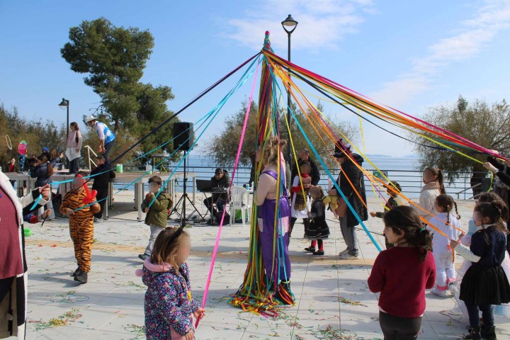 Οι Άγιοι Θεόδωροι πλημμύρισαν με παιδικές φωνές, γέλια και ενθουσιασμό!