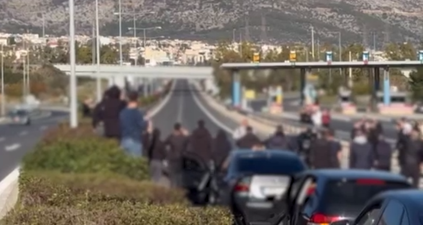 Αποτροπή επικίνδυνου αυτοσχέδιου αγώνα στην Περιφερειακή  Αιγάλεω χθες το μεσημέρι μετά από επέμβαση αστυνομικών των Ομάδων Ελέγχου και Πρόληψης Τροχαίων Ατυχημάτων (βίντεο)