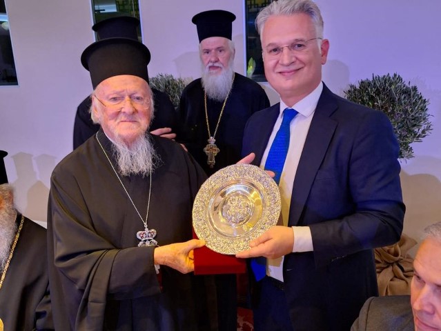 Ο Οικουμενικός Πατριάρχης Βαρθολομαίος στη Σπάρτη – Δημήτρης Πτωχός: «Μια ιστορική στιγμή ευλογίας για τη Λακωνία και όλη την Πελοπόννησο»