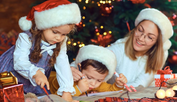 Δύο μαθήτριες του Δημοτικού Σχολείου Βραχατίου στο διαγωνισμό «Χριστουγεννιάτικα χρώματα» της Γερμανικής Πρεσβείας