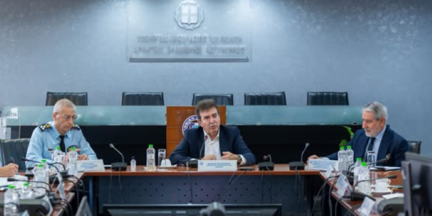 Την ημερίδα με θέμα "την παράνομη διακίνηση και διάθεση αλκοολούχων ποτών στην εσωτερική αγορά" παρακολούθησε ο Υπουργός Προστασίας του Πολίτη